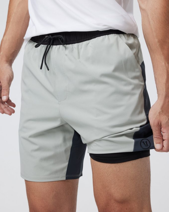 Chromatic Kore Short