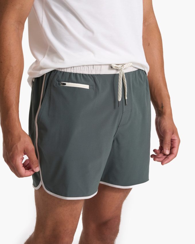Banks Short 5"