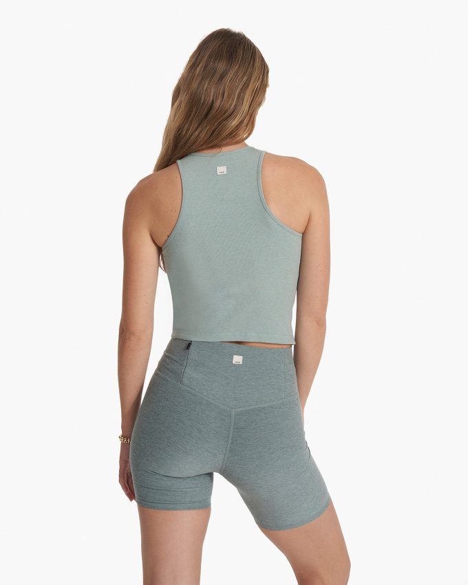 Pose Plyo Tank