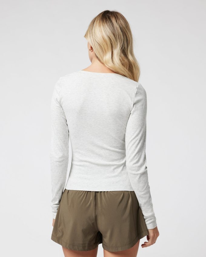 Long Sleeve Pose Henley