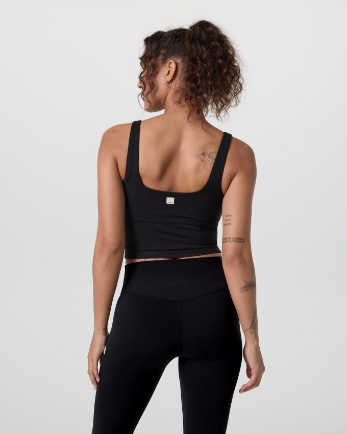 Vuori AllTheForm™ Support Tank