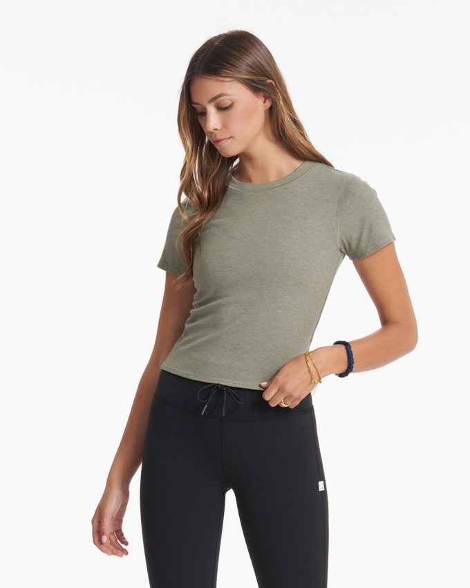 Pose Fitted Tee