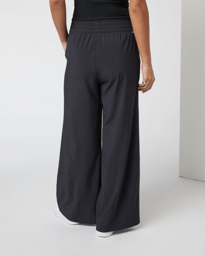 Villa Wideleg Pant - Short