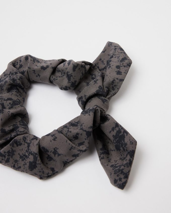 Tie Scrunchy